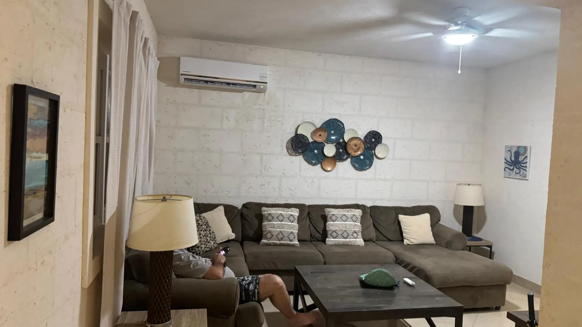Villa Golden Acre Beach Villa-2 Mins Walk - Alleynes Bay Saint James
