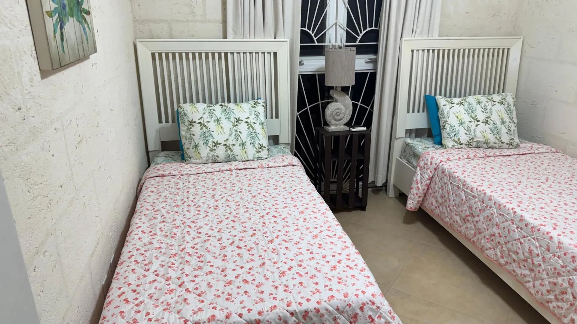 Villa Golden Acre Beach Villa-2 Mins Walk - Alleynes Bay Saint James Barbados