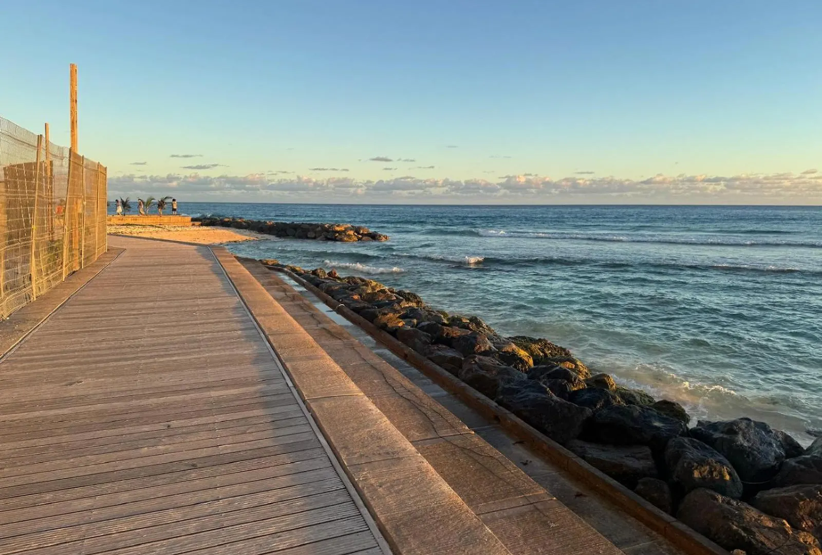 Golden Acre Beach Villa-2 Mins Walk - Alleynes Bay Saint James