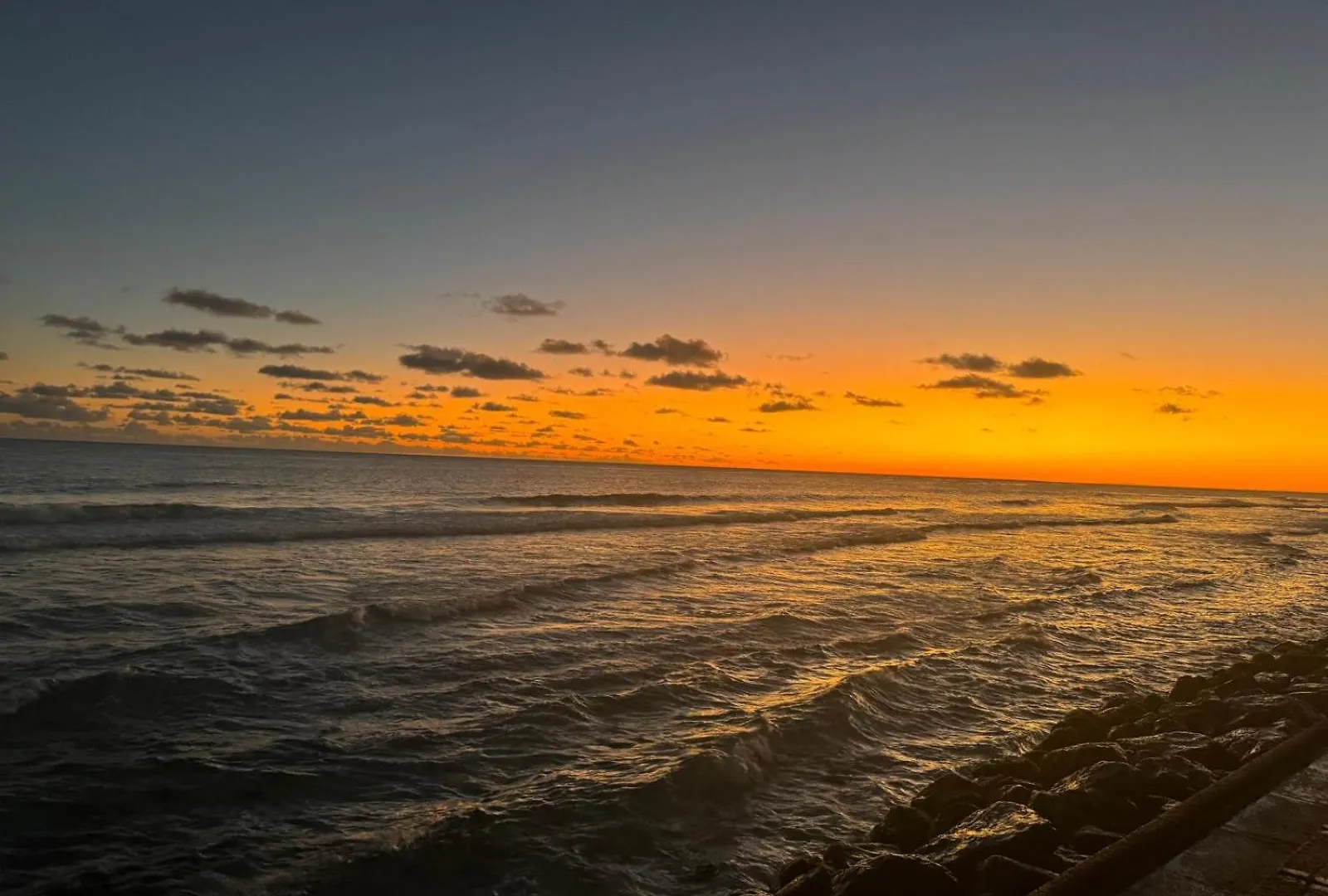 Golden Acre Beach Villa-2 Mins Walk - Alleynes Bay Saint James 0*,  Barbados