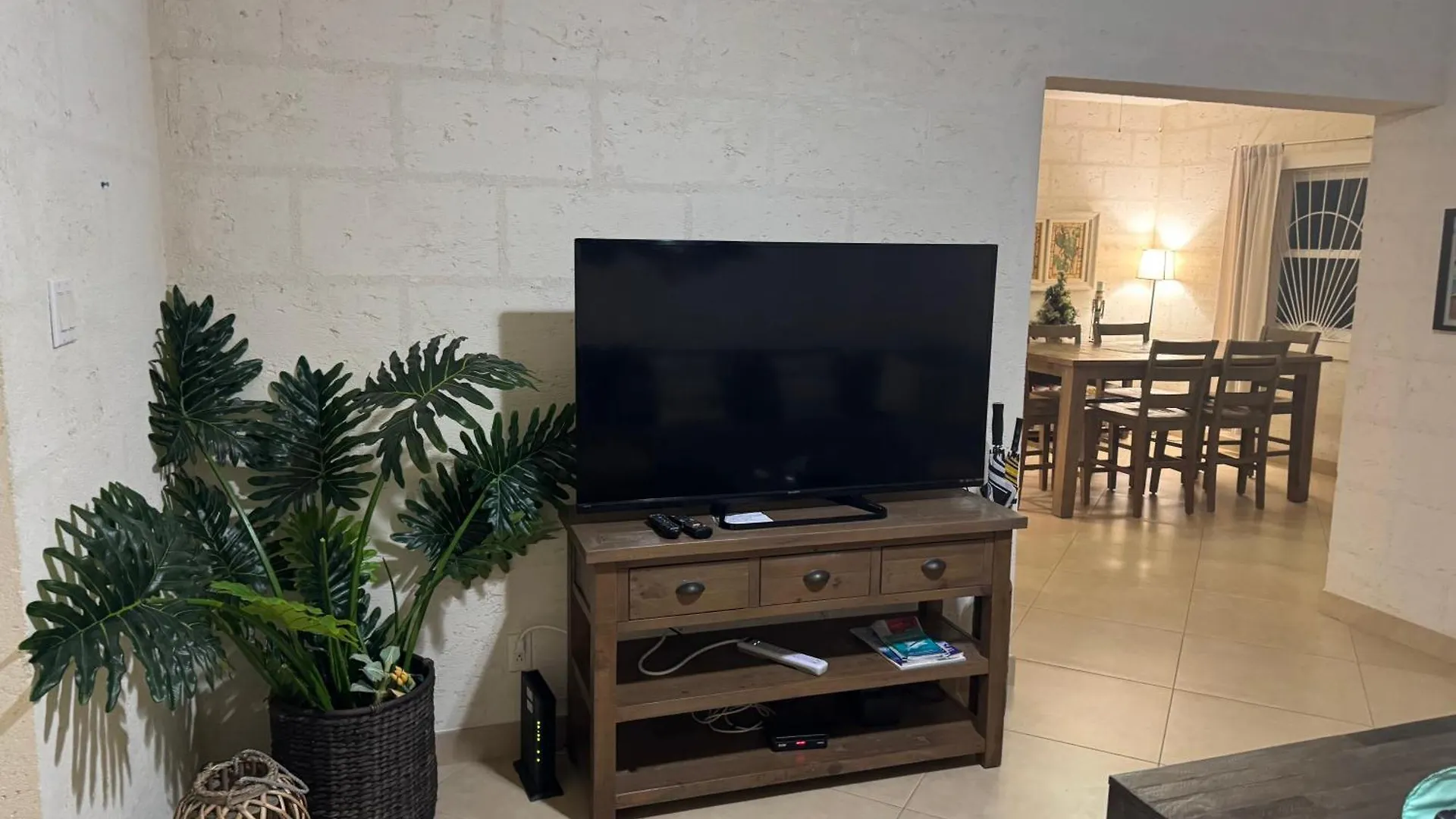 Villa Golden Acre Beach Villa-2 Mins Walk - Alleynes Bay Saint James